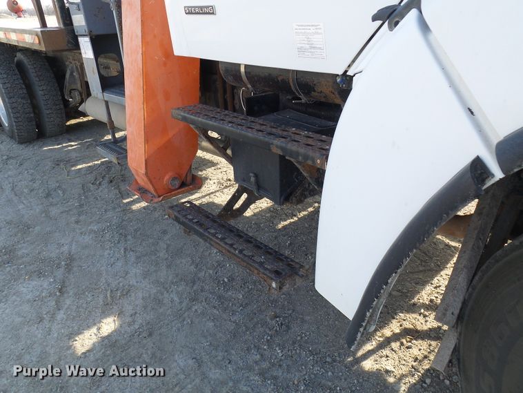 image for item DC2871 2003 Sterling L9500  crane truck