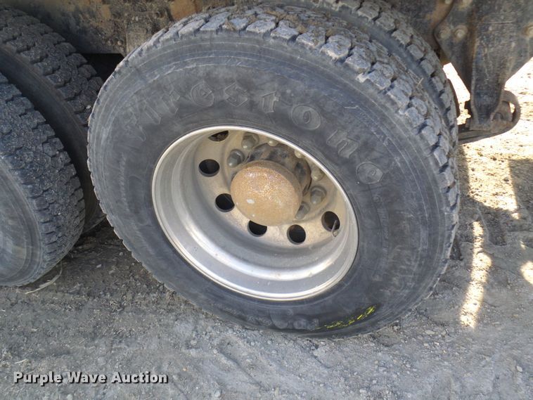 image for item DC2871 2003 Sterling L9500  crane truck