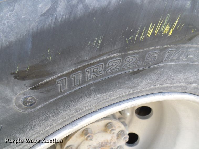 image for item DC2871 2003 Sterling L9500  crane truck