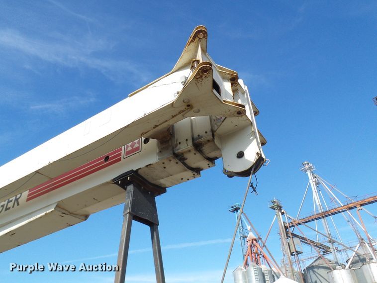 image for item DC2871 2003 Sterling L9500  crane truck