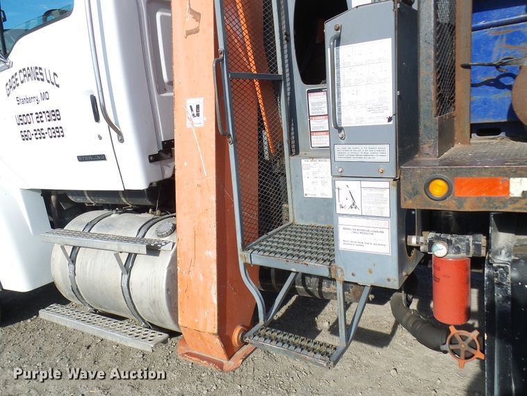 image for item DC2871 2003 Sterling L9500  crane truck