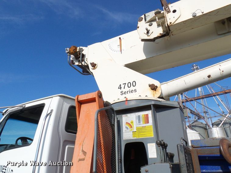 image for item DC2871 2003 Sterling L9500  crane truck