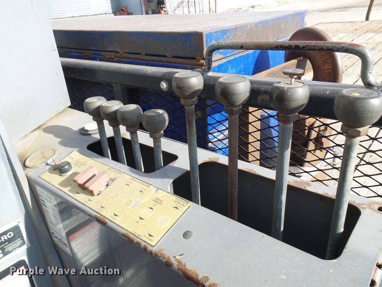 image for item DC2871 2003 Sterling L9500  crane truck