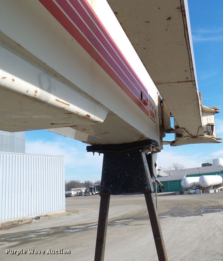 image for item DC2871 2003 Sterling L9500  crane truck