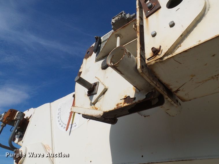 image for item DC2871 2003 Sterling L9500  crane truck