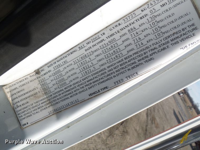 image for item DC2871 2003 Sterling L9500  crane truck