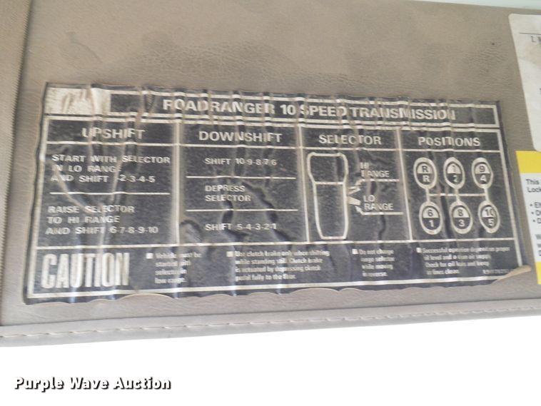 image for item DC2871 2003 Sterling L9500  crane truck