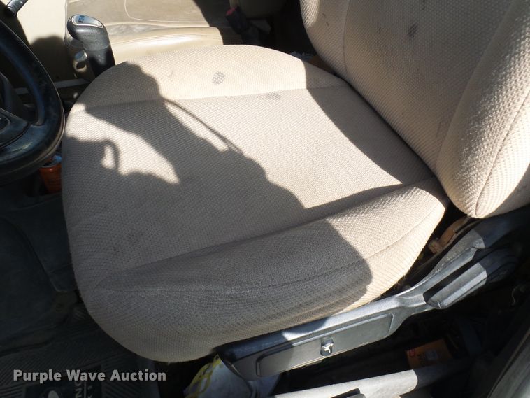 image for item DC2871 2003 Sterling L9500  crane truck