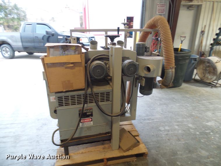 image for item DC2875 Time Savers CD2-300 sander