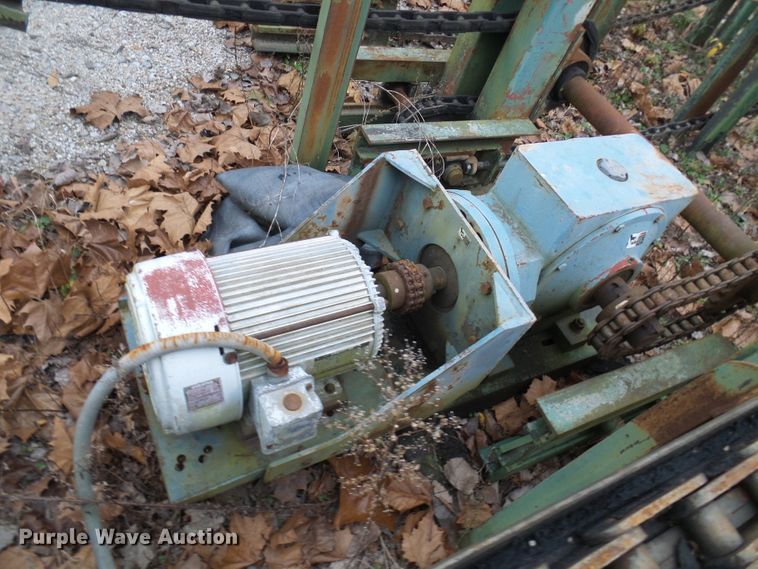 image for item DC2882 Live lumber deck