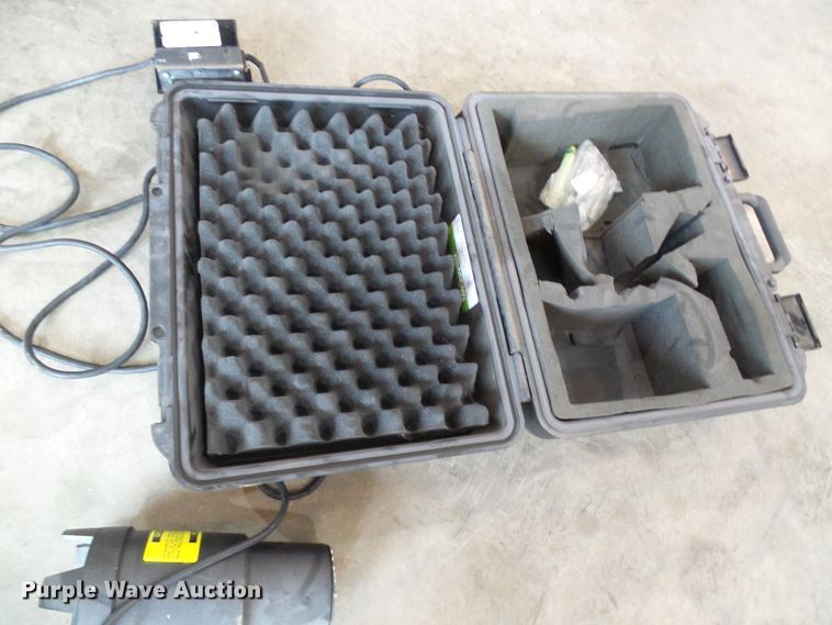 image for item DC2886 Magnaflux magnetic particle inspection tool