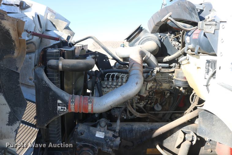 image for item DD6100 1996 Kenworth  dump truck