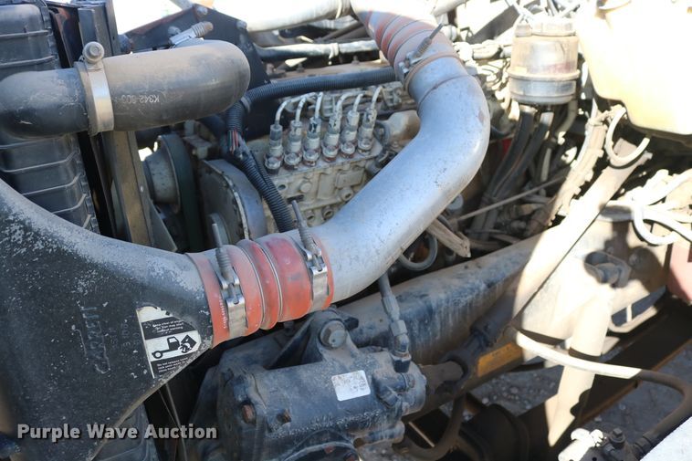 image for item DD6100 1996 Kenworth  dump truck