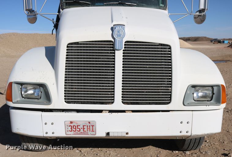 image for item DD6100 1996 Kenworth  dump truck