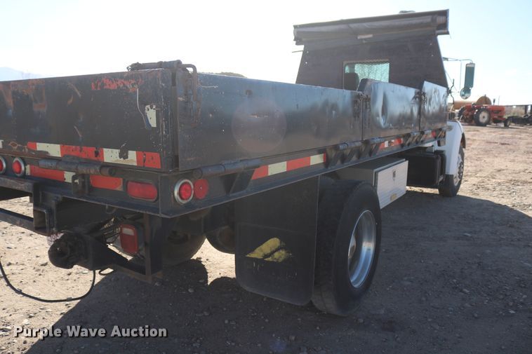 image for item DD6100 1996 Kenworth  dump truck