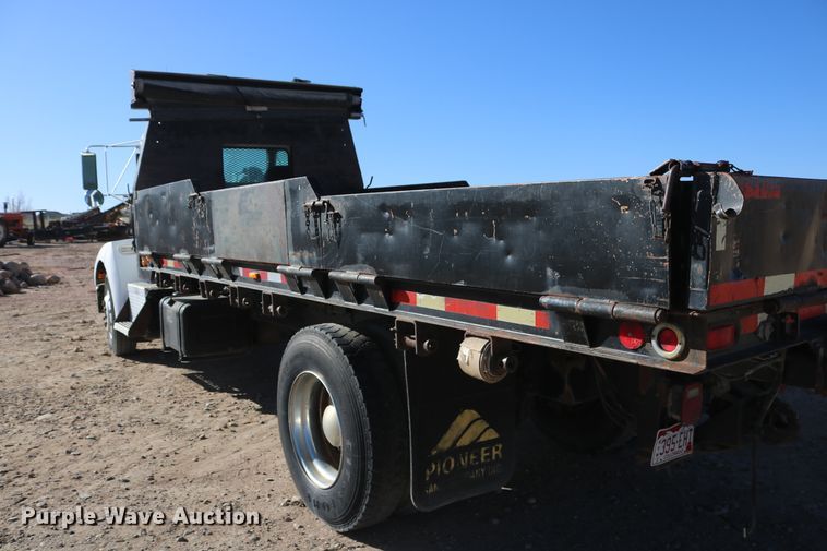 image for item DD6100 1996 Kenworth  dump truck