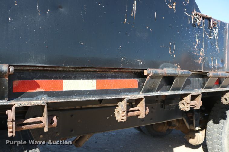 image for item DD6100 1996 Kenworth  dump truck