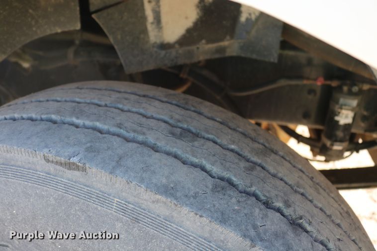 image for item DD6100 1996 Kenworth  dump truck