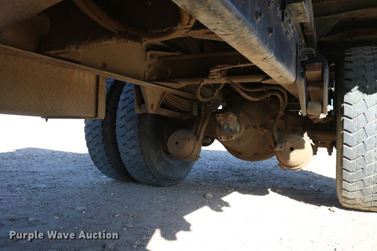 image for item DD6100 1996 Kenworth  dump truck