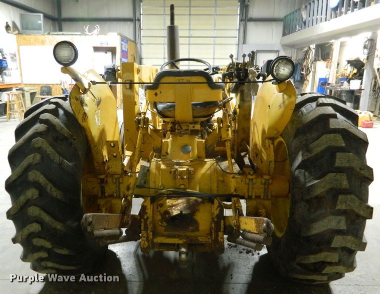 image for item DE4552 John Deere 300  tractor