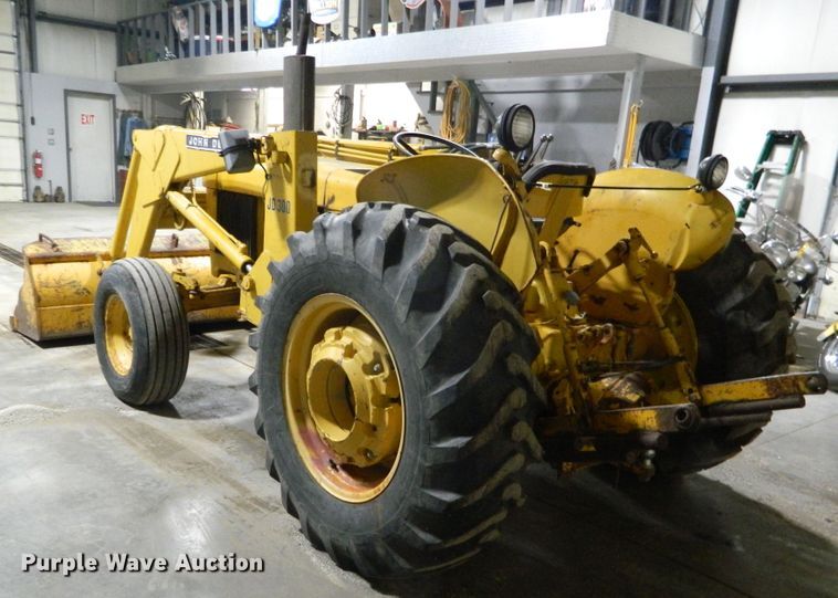 image for item DE4552 John Deere 300  tractor