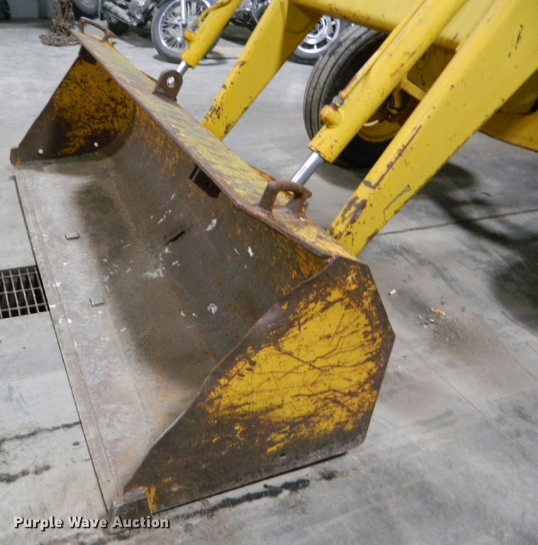 image for item DE4552 John Deere 300  tractor