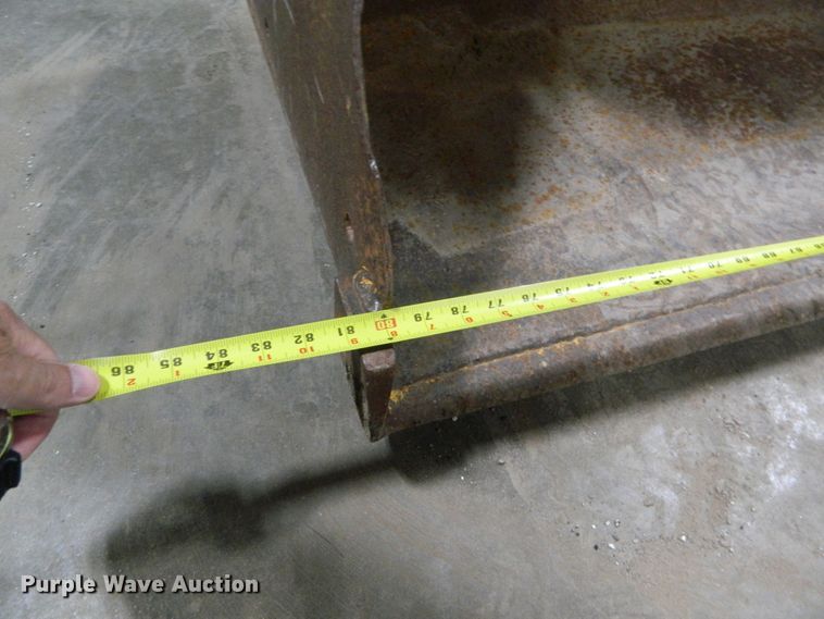 image for item DE4552 John Deere 300  tractor