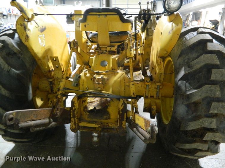 image for item DE4552 John Deere 300  tractor