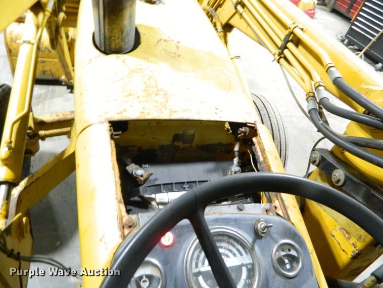 image for item DE4552 John Deere 300  tractor