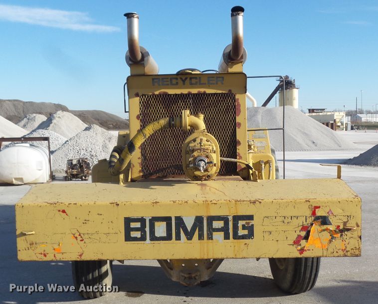 image for item DF0995 Bomag MPH 100  reclaimer
