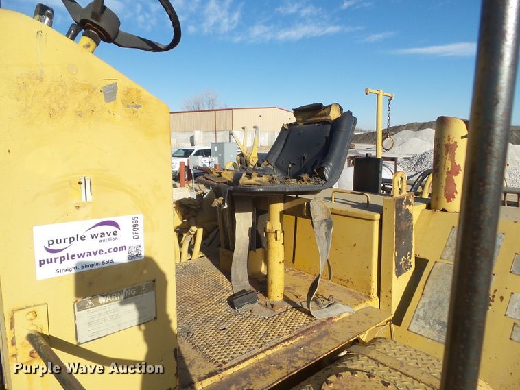 image for item DF0995 Bomag MPH 100  reclaimer