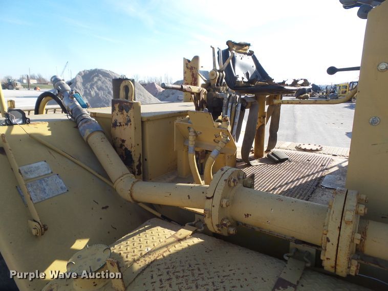 image for item DF0995 Bomag MPH 100  reclaimer