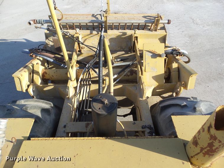 image for item DF0995 Bomag MPH 100  reclaimer