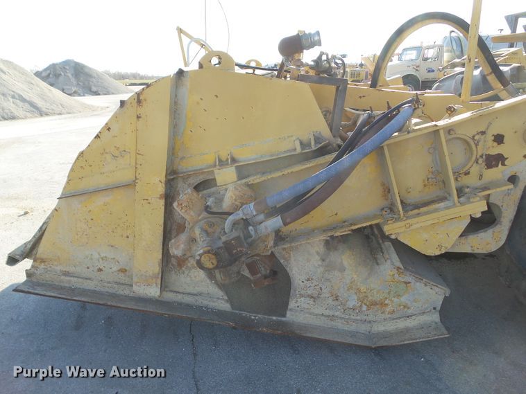 image for item DF0995 Bomag MPH 100  reclaimer