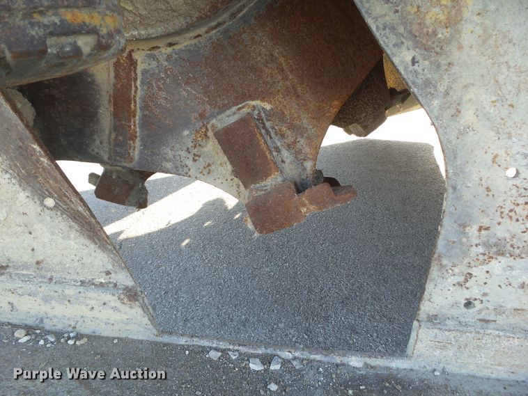 image for item DF0995 Bomag MPH 100  reclaimer