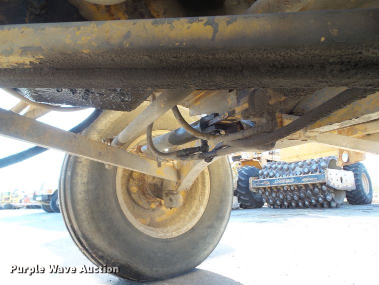 image for item DF0995 Bomag MPH 100  reclaimer