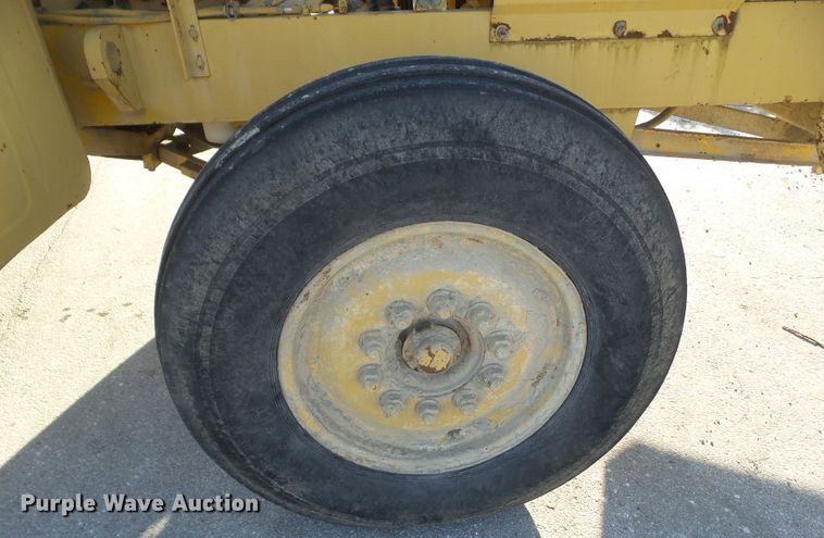 image for item DF0995 Bomag MPH 100  reclaimer