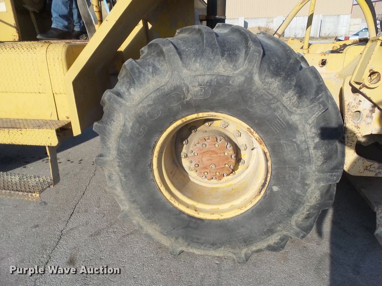 image for item DF0995 Bomag MPH 100  reclaimer