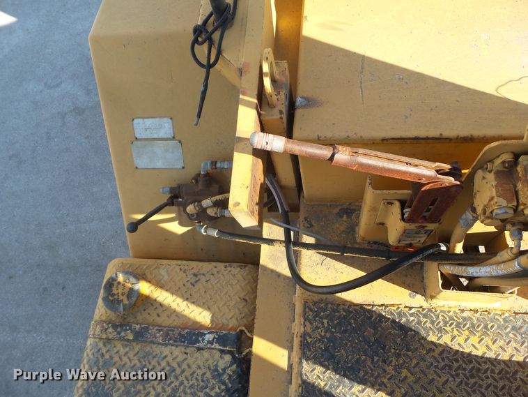 image for item DF0996 Bomag MPH 100R  reclaimer