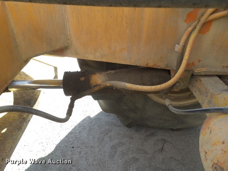 image for item DF0996 Bomag MPH 100R  reclaimer