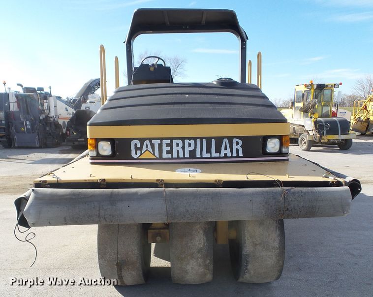 image for item DF0997 Caterpillar PS-360B  pneumatic roller