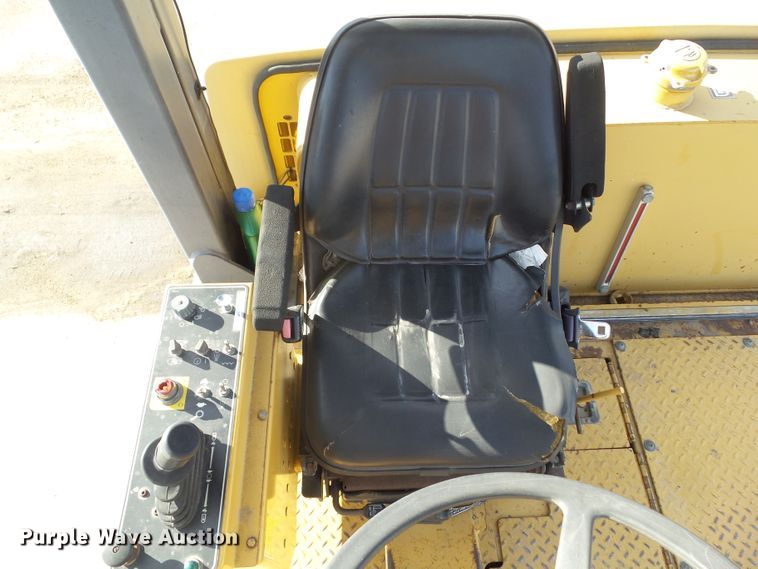 image for item DF0997 Caterpillar PS-360B  pneumatic roller