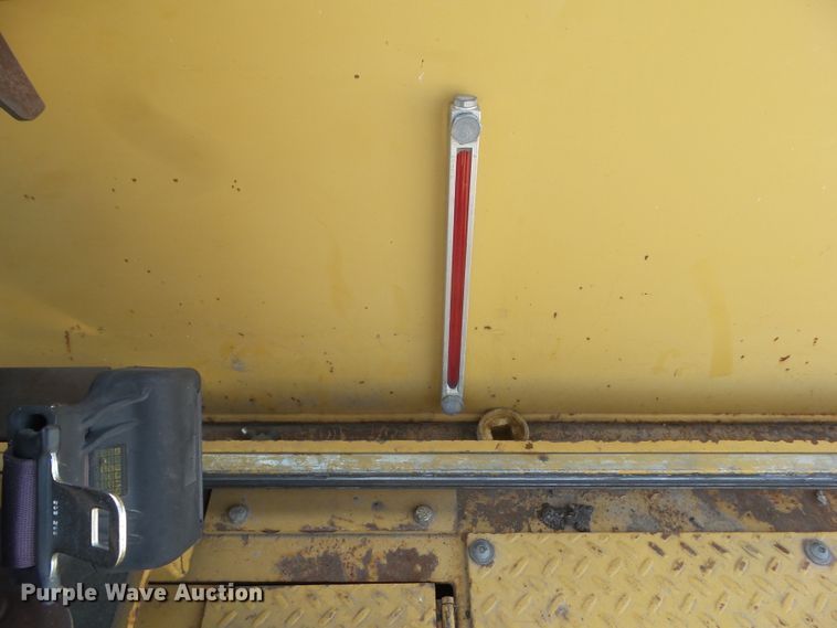 image for item DF0997 Caterpillar PS-360B  pneumatic roller