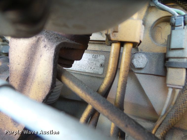 image for item DF0997 Caterpillar PS-360B  pneumatic roller