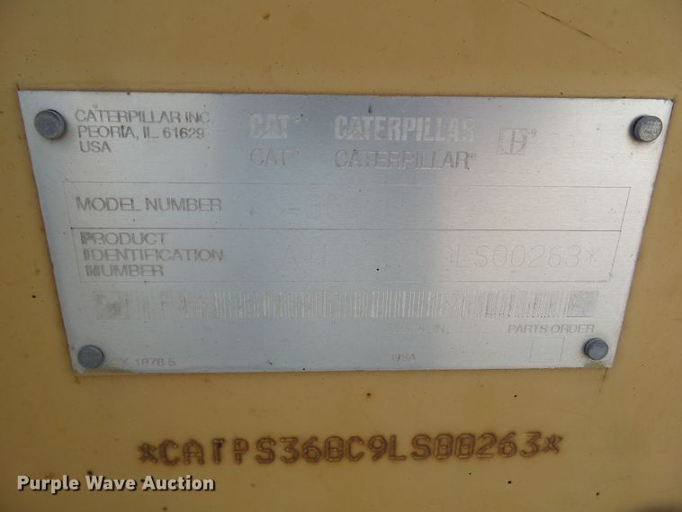 image for item DF0997 Caterpillar PS-360B  pneumatic roller