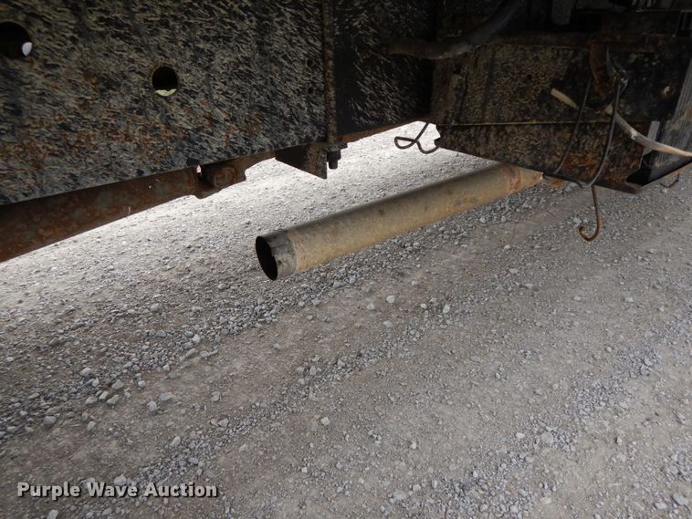 image for item DF3221 1996 Isuzu FSR  box truck