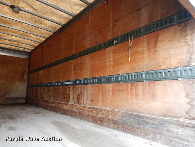 image for item DF3221 1996 Isuzu FSR  box truck