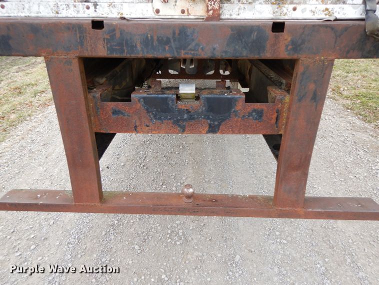 image for item DF3221 1996 Isuzu FSR  box truck