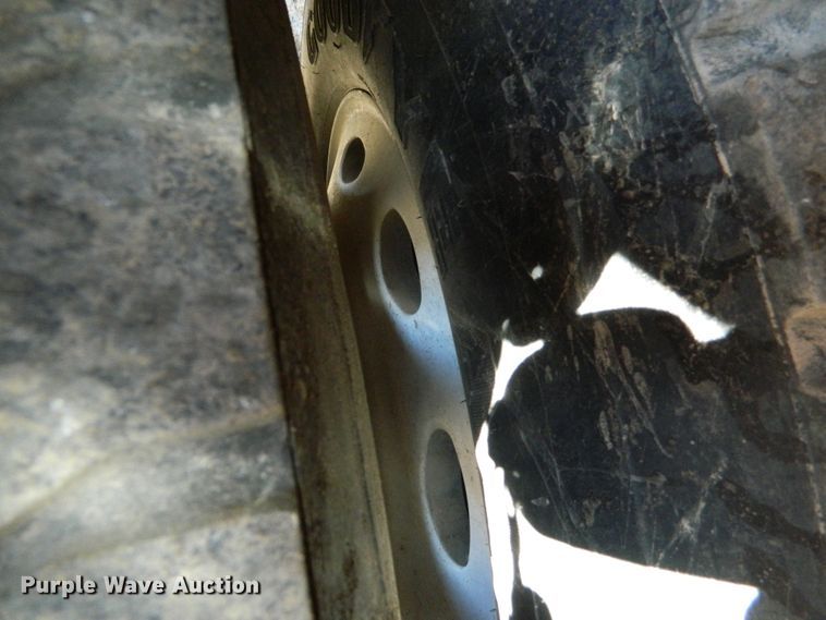 image for item DF4595 2001 Mack RD688S  vacuum truck