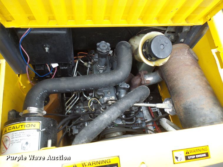 image for item DG2130 2001 New Holland LS140  skid steer loader